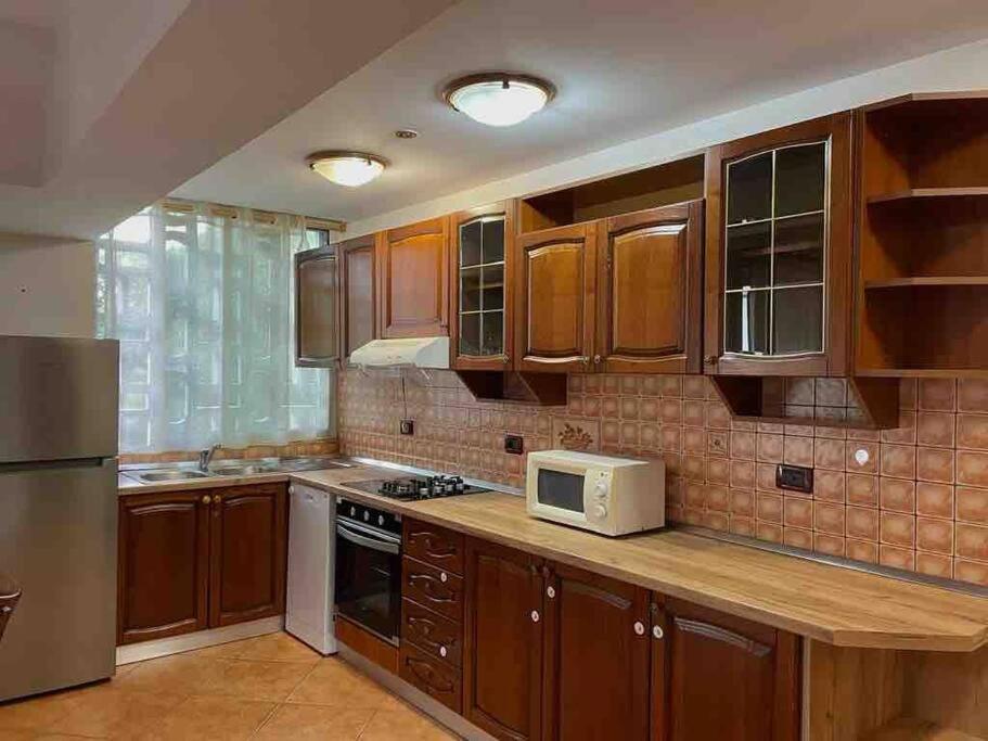 Apartment In Skanderbeg Square - Tirana Center 1 Zewnętrze zdjęcie
